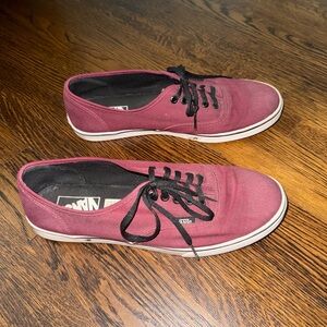 Vans (W9.5/M8.0) Burgundy Canvas Sneakers LIKE NEW